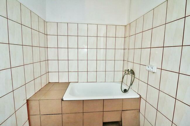 NA SPRZEDAŻ PAWILON HANDLOWO-USŁUGOWY