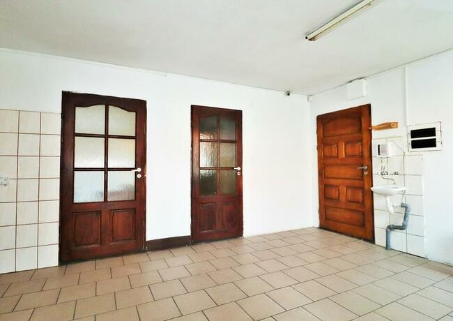 NA SPRZEDAŻ PAWILON HANDLOWO-USŁUGOWY