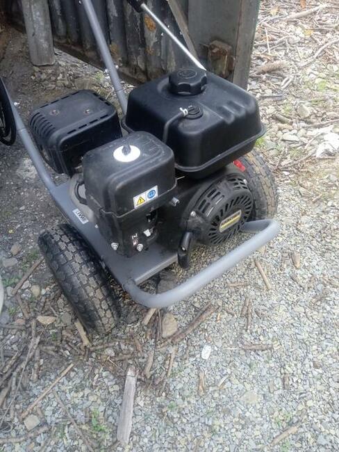 Odsprzedam myjka ciśnieniowa Karcher HD