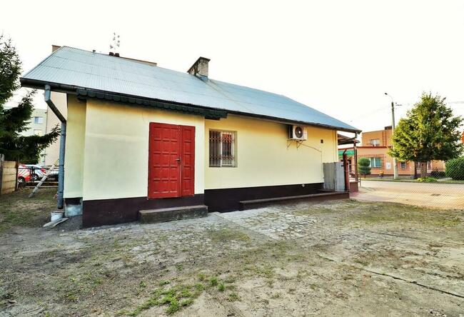 NA SPRZEDAŻ PAWILON HANDLOWO-USŁUGOWY