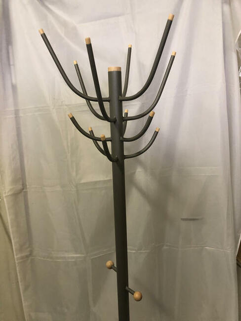 Stabilny wieszak do płaszczy stojący -przedpokój, gastronomia