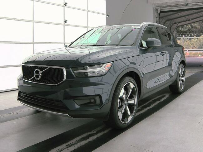 Volvo XC40 R-Design