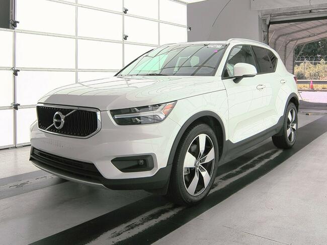 Volvo XC 40 XC40 2.0  Momentum