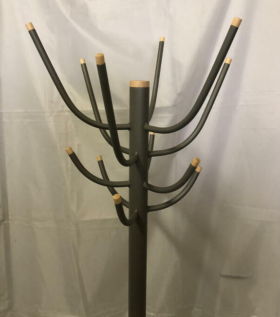 Stabilny wieszak do płaszczy stojący -przedpokój, gastronomia