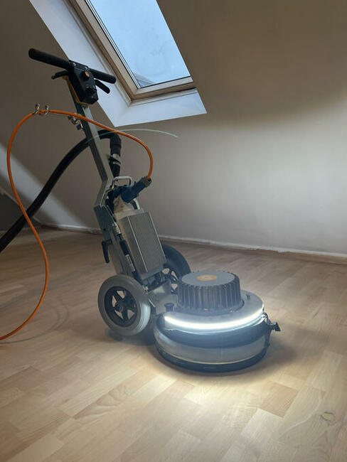 Bezpyłowe cyklinowanie parkietu , renowacja parkietu , wolne