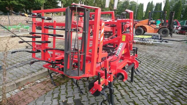 CARO Agregat uprawowy przedsiewny Agro-Factory