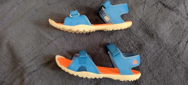 Nowe, damskie, bardzo wygodne i zdrowe sandały ADIDASA