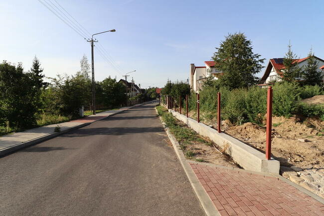 Działka z WZ w Starych Juchach z domkiem holenderskim