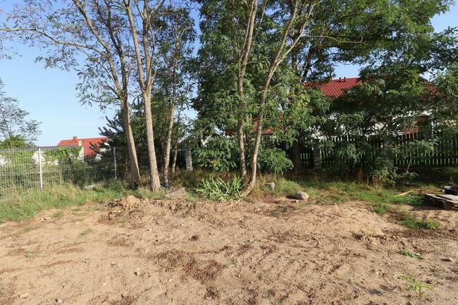 Działka z WZ w Starych Juchach z domkiem holenderskim