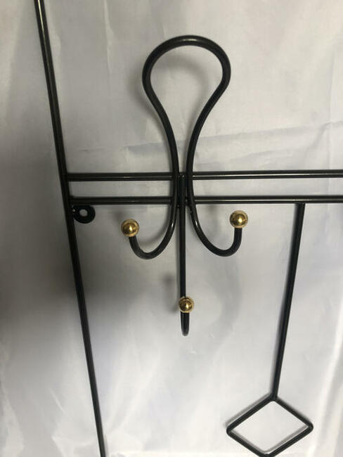 Wieszak ścienny do przedpokoju, poczekalni, gastronomii.