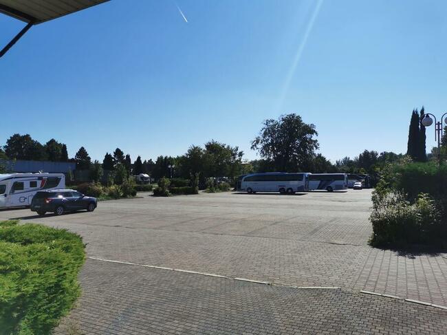 Parking TIR dla firm transportowych, przewozowych, budowlany