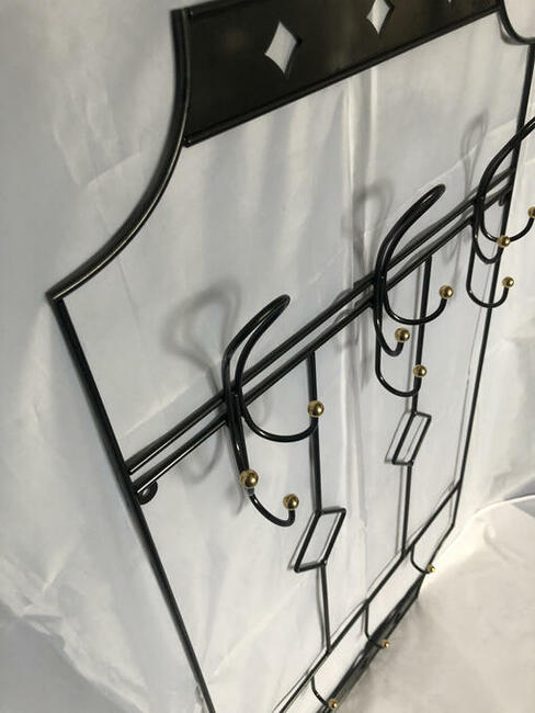 Wieszak ścienny do przedpokoju, poczekalni, gastronomii.