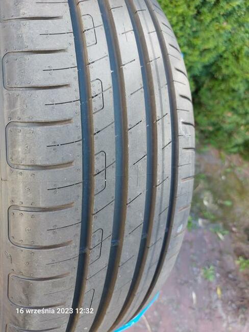 4 x Goodyear EfficientGrip Performance 205/55 R17 V