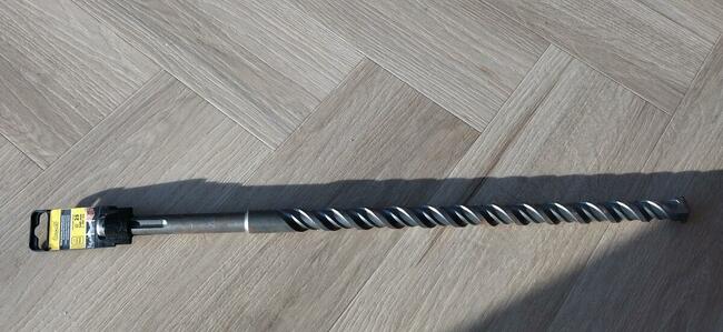 Nowe nieużywane wiertło do betonu SDS-Max 25 x 540 mm