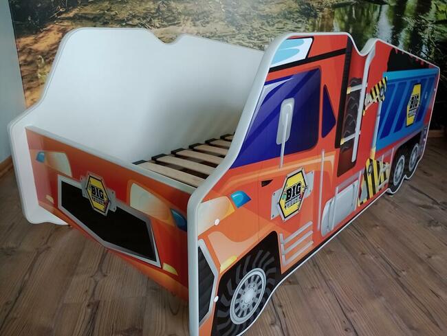 Łóżko dziecięce auto