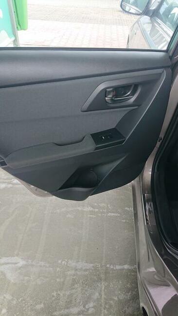 Toyota Auris Hybryda