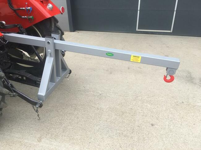 Podnośnik ładowacz do lasu na tył ciągnika