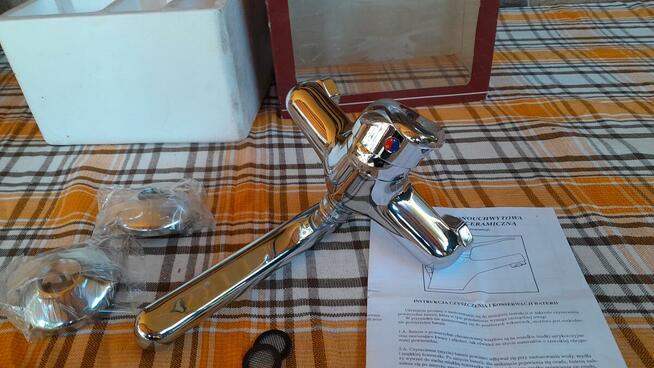 Bateria gamma chrom umywalkowa ścienna