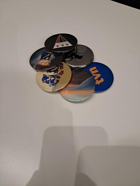 Otwieracz z magnesem z własną grafiką