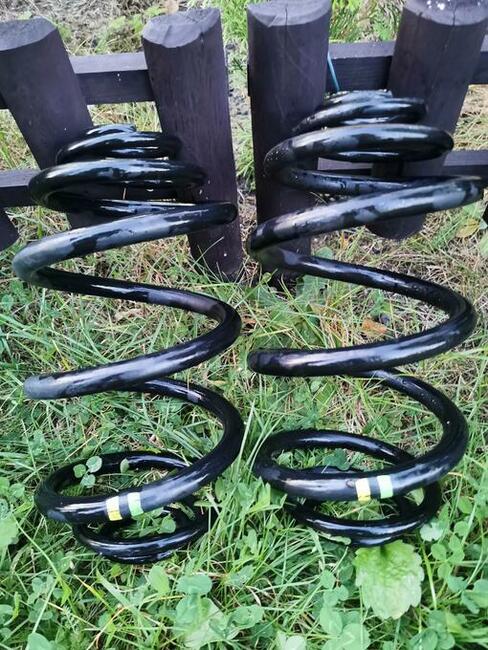 Renault Trafic II 2013 2.0 dCi Vivaro Sprężyny PRZÓD i TYŁ