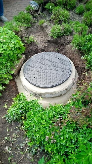 Szamba-Naprawy, Modernizacje, Awarie, Przeróbki ,Montaż.