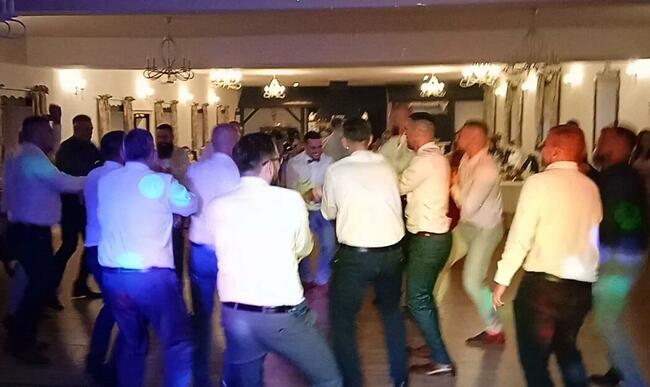 DJ / WODZIREJ NA WESELE, URODZINY , ciężki dym, napis LOVE