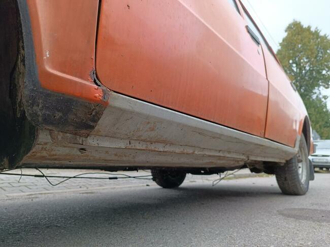 Skoda 105S 105 S rok 1981 nie 120