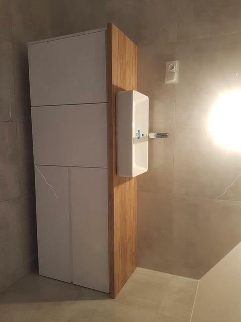 Meble na wymiar. Montaż, składanie, skręcanie mebli z paczek