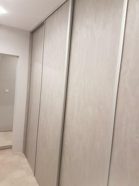 Meble na wymiar. Montaż, składanie, skręcanie mebli z paczek