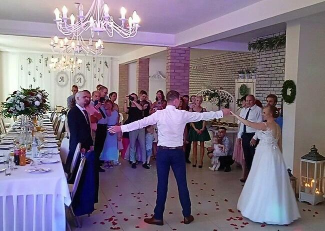 DJ / WODZIREJ NA WESELE, URODZINY , ciężki dym, napis LOVE