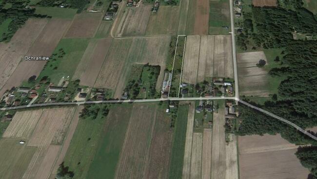 Działka budowlana z małym domkiem 61 ar Dionizów