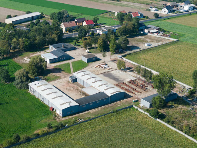 Obiekt produkcyjno- magazynowy z biurowcem