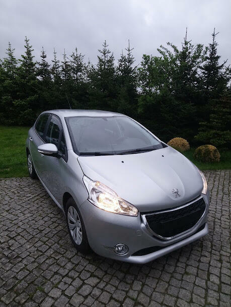 Peugeot 208 1.2 benzyna 82tys.km stan idealny ks.serwisowa f