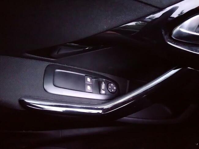 Peugeot 208 1.2 benzyna 82tys.km stan idealny ks.serwisowa f