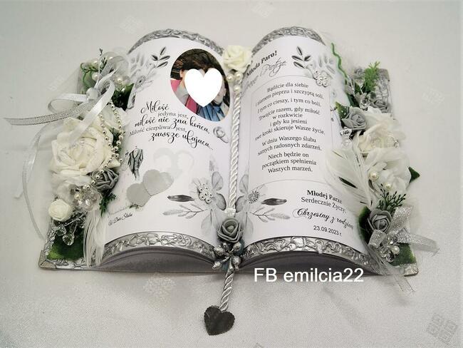 Księga Pamiątka A4 na stojaczku, prezent z okazji Ślubu