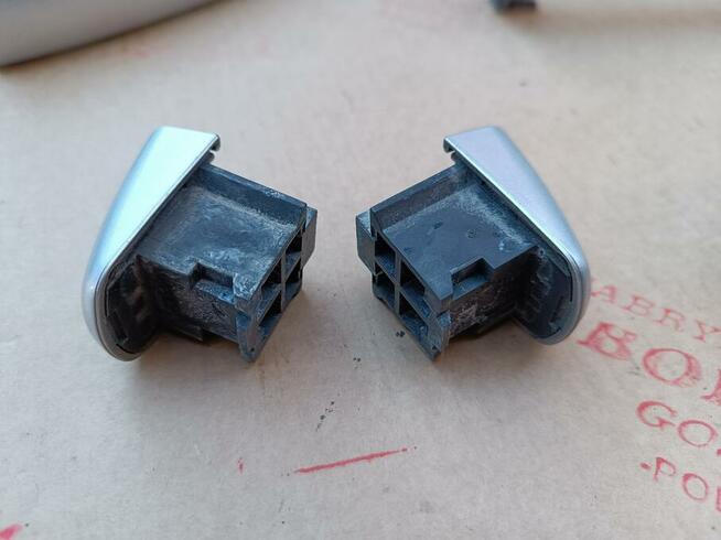 Citroen C4 Picasso klamka zewnętrzna srebrna EZRC lewa prawa