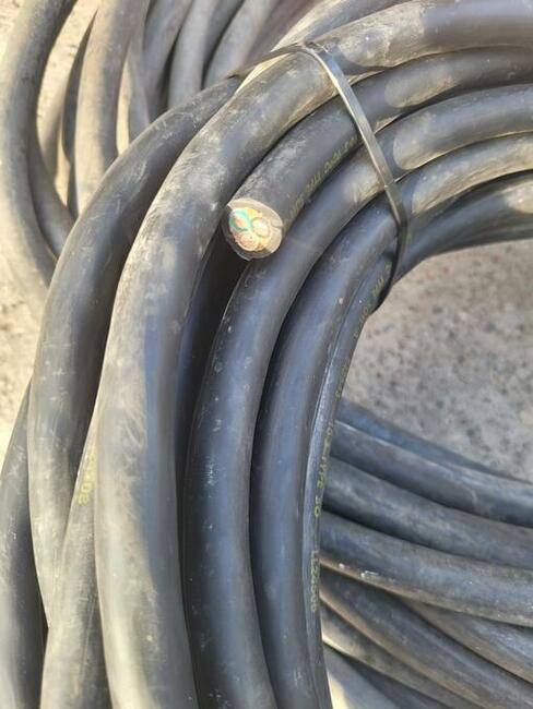 Przewody siłowe 300V z USA .3 żyłowy 25,7m ,4 żyłowy 41,5m