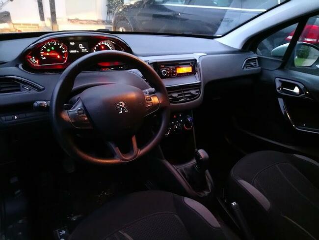 Peugeot 208 1.2 benzyna 82tys.km stan idealny ks.serwisowa f