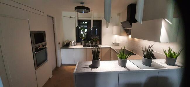 M E B L E NA W Y M I A R