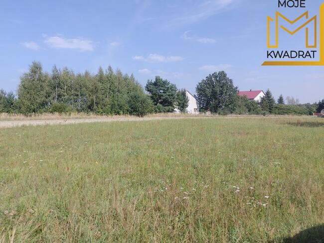 Działka budowlano-usługowa Stróża 2823 m2
