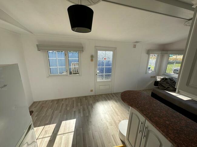 Całoroczny domek holenderski Willerby Granada 10,20 x 3,70 m