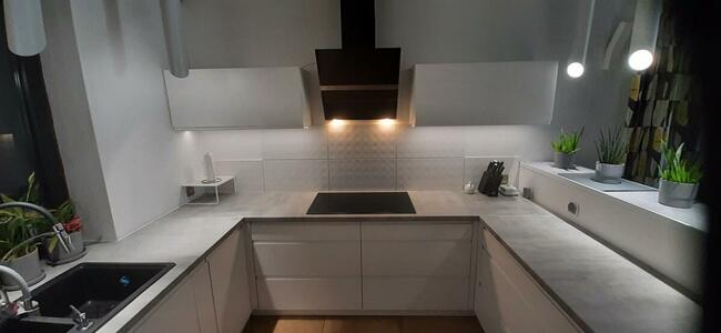 M E B L E NA W Y M I A R