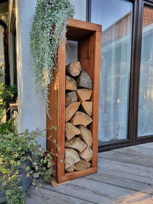 Stojak na drewno kominkowe 3D pionowy, 45 x 40 x 140cm