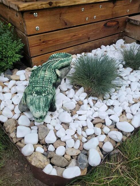 krokodyl ogrodowy figurka do ogrodu