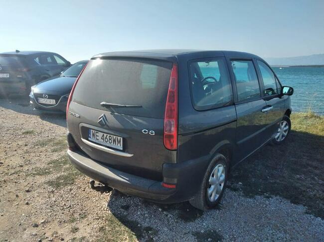 Idealny dla rodziny: komfortowy i bezpieczny Citroen C8 2.0