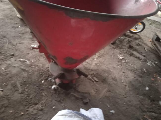 Sprzedam maszyny rolnicze