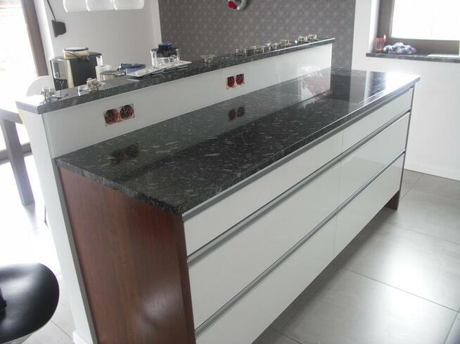 Meble na wymiar, kuchnie,szafy, komody