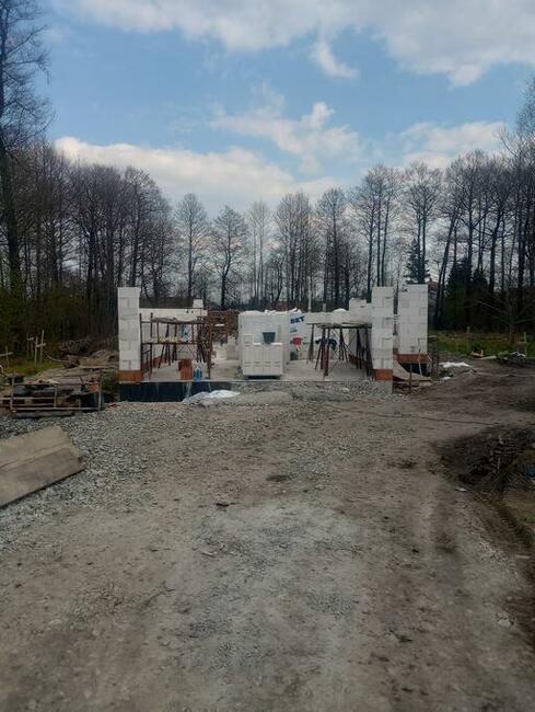 Murarz zbrojarz cieśla szalunkowy