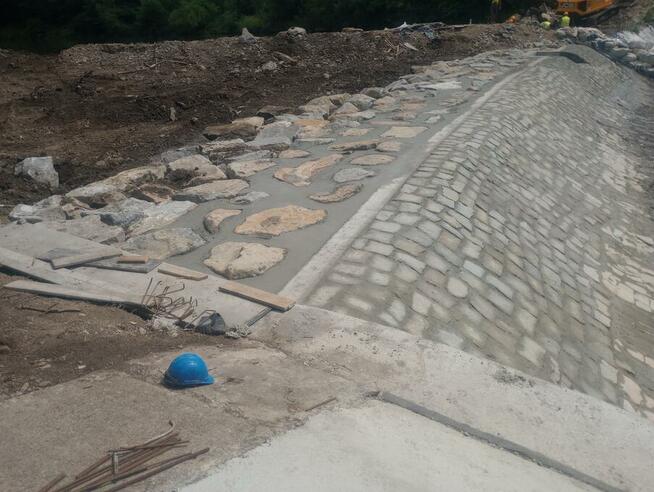 Murarz zbrojarz cieśla szalunkowy