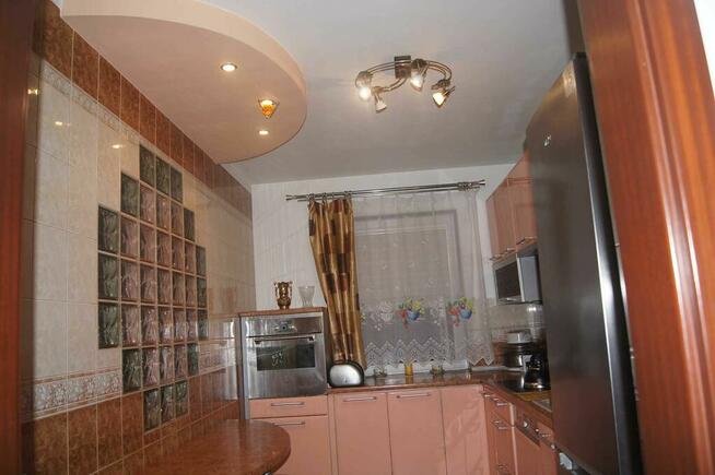 3 pokoje, oddzielna kuchnia i WC, mile widziani Studenci